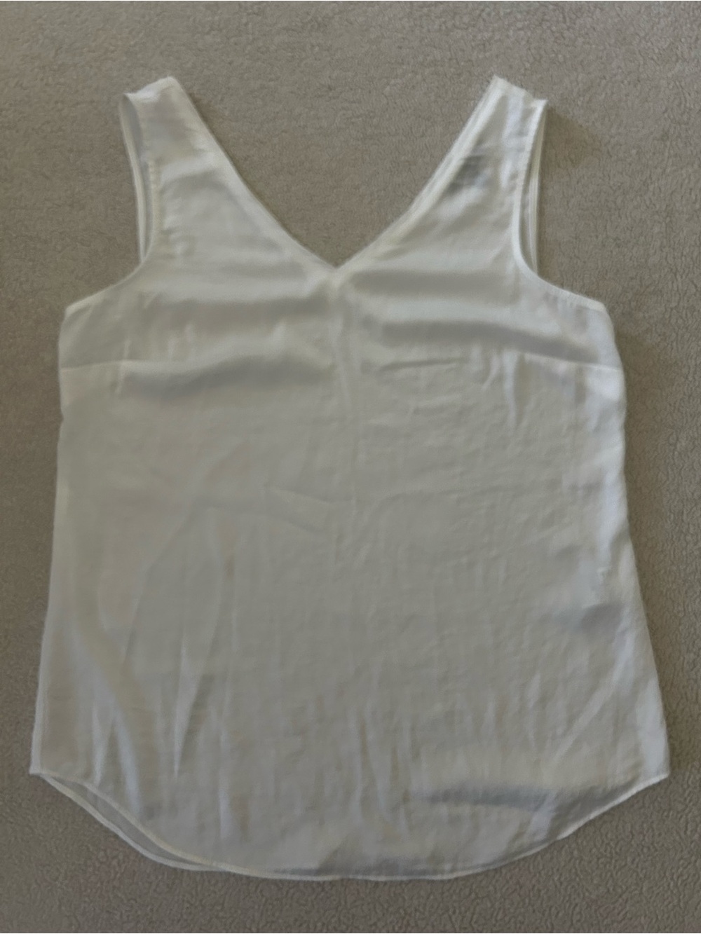 Banana Republic White Sleeveless V-Neck Blouse Top Medium